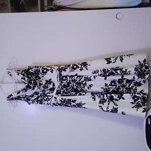 Black & White floral Unique Vintage dress